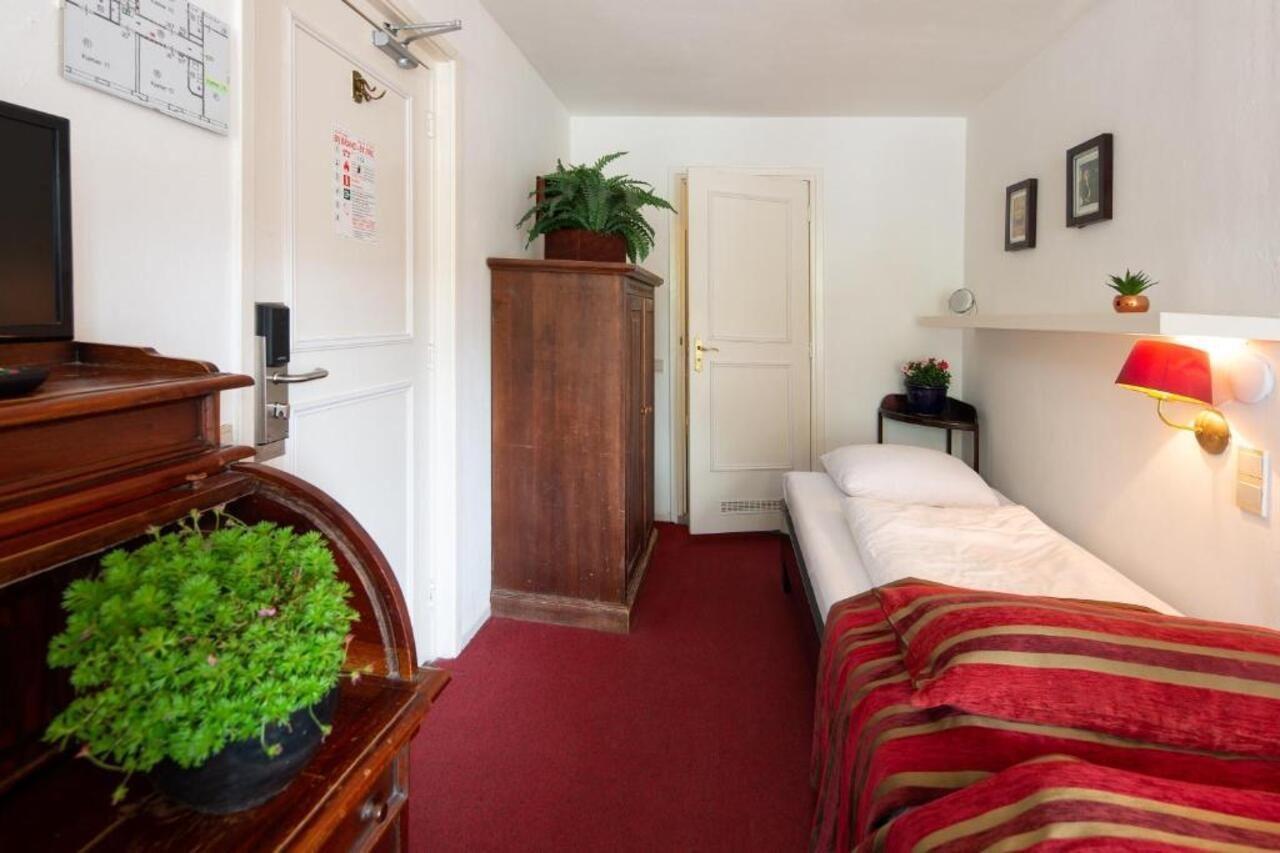 Amsterdam House Hotel Екстер'єр фото
