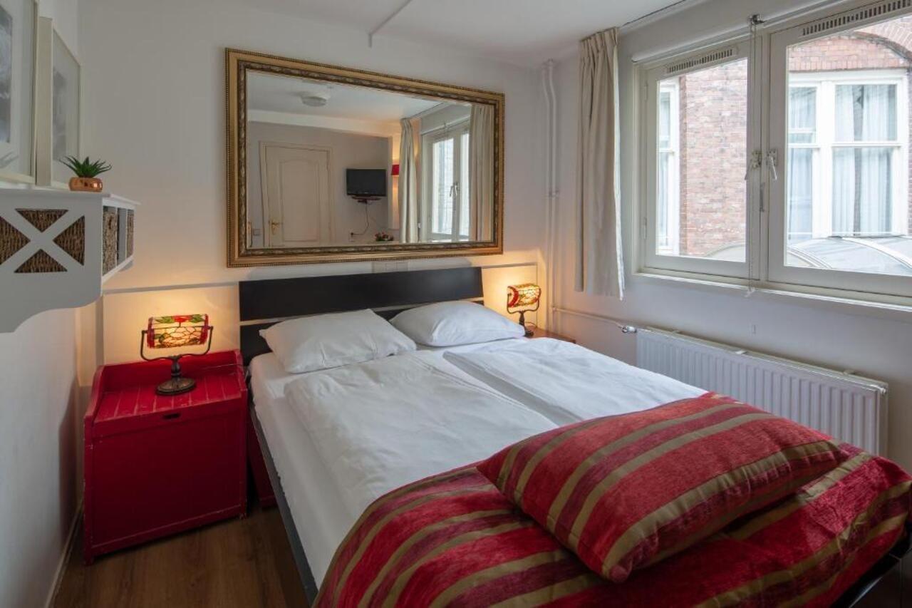 Amsterdam House Hotel Екстер'єр фото