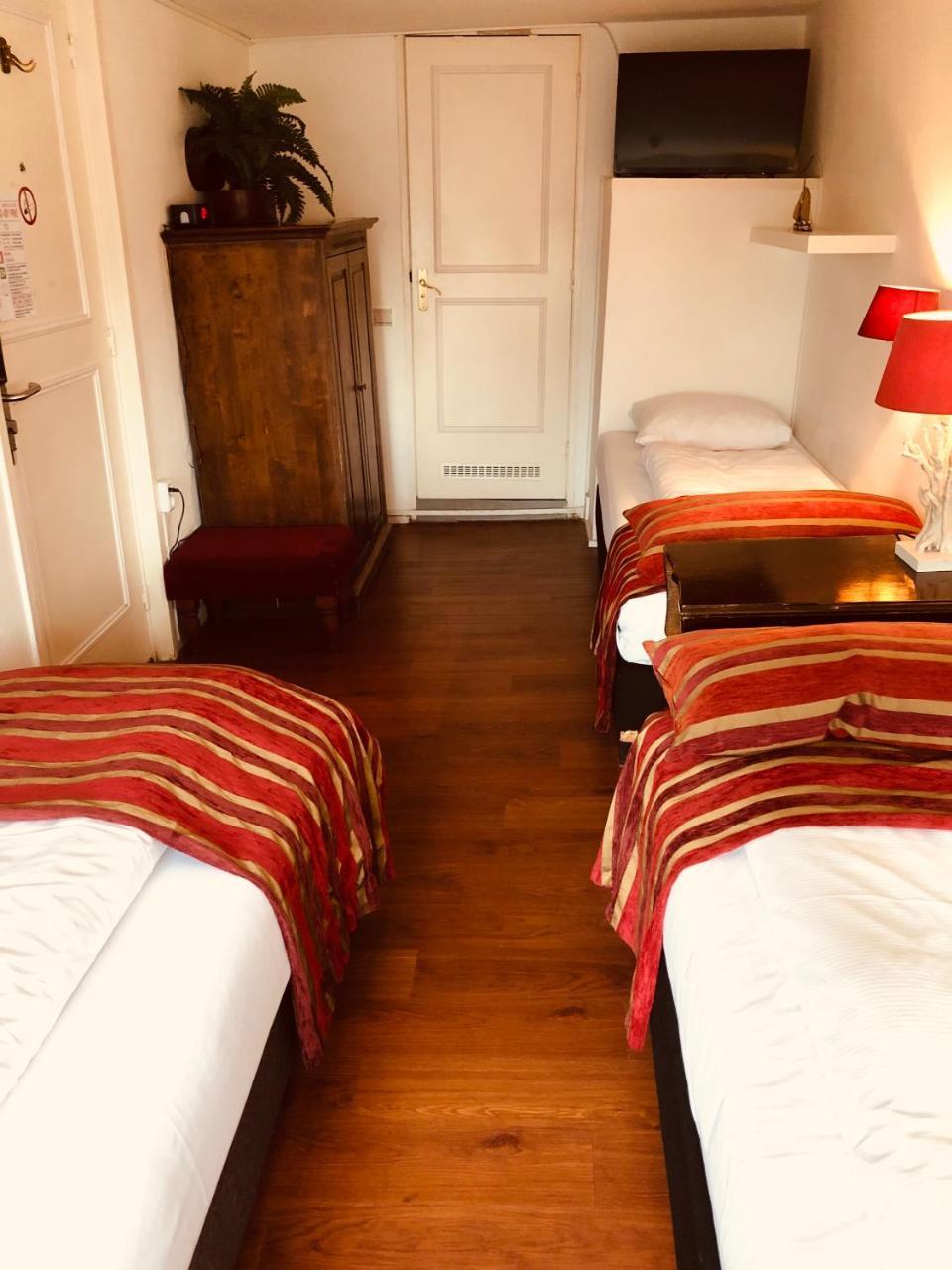 Amsterdam House Hotel Екстер'єр фото